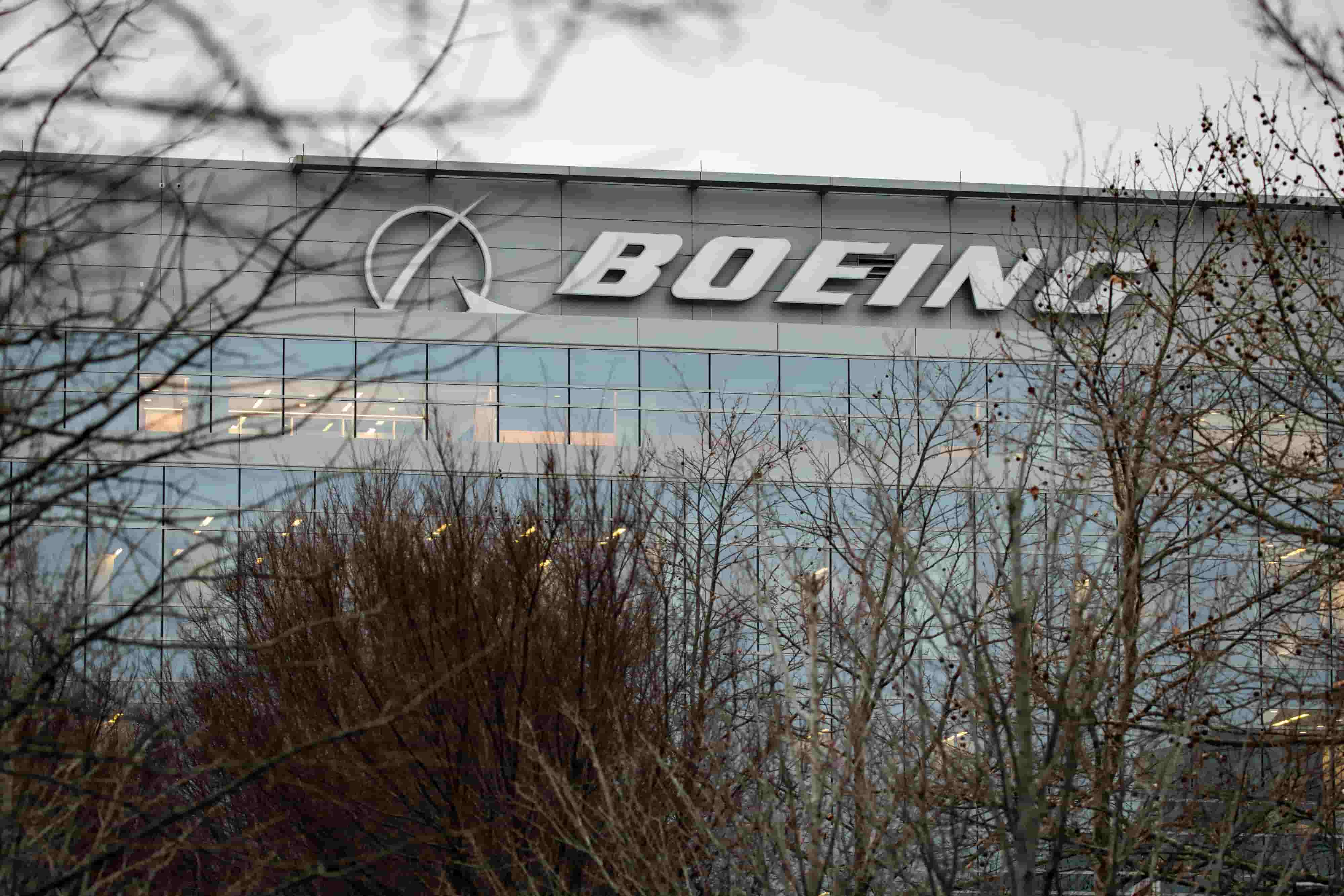 Boeing Flags Further Faults in 737 Max 9 Planes