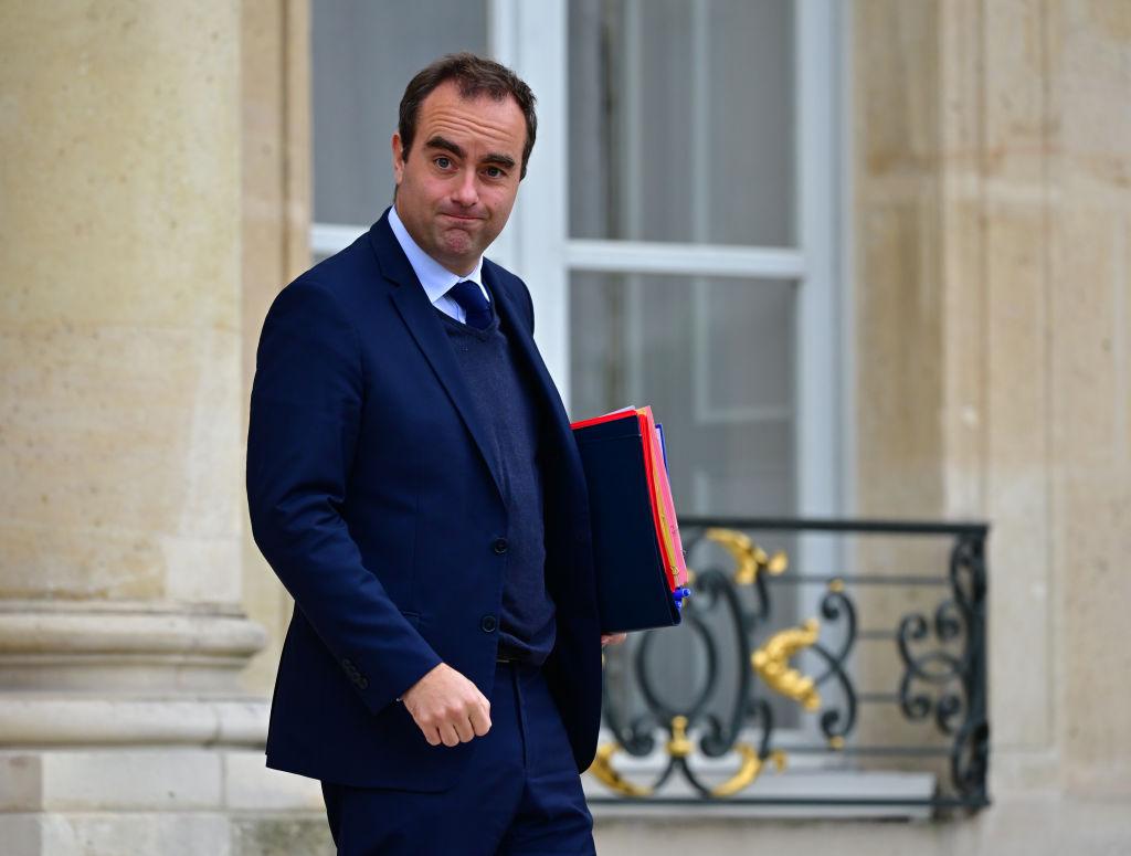 France to Give Armored Vehicles to Lebanese Army