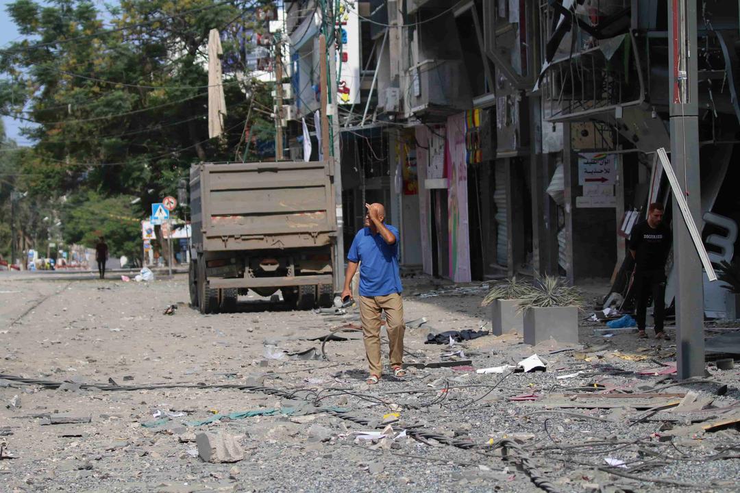 With 'Total Blockade' of Gaza in Progress, Hamas Official Reportedly Open to Truce