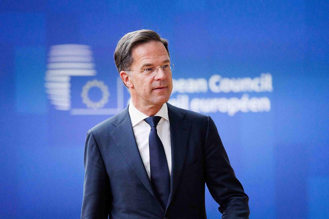 Dutch PM Rutte Meets King After Government Collapse