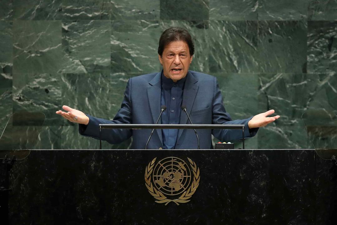 Imran Khan Allies Take Lead in Pakistani Election