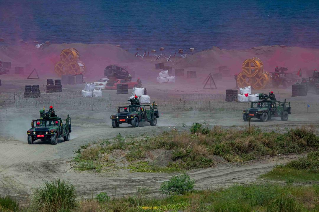 US Admiral: China Ready to Invade Taiwan by 2027