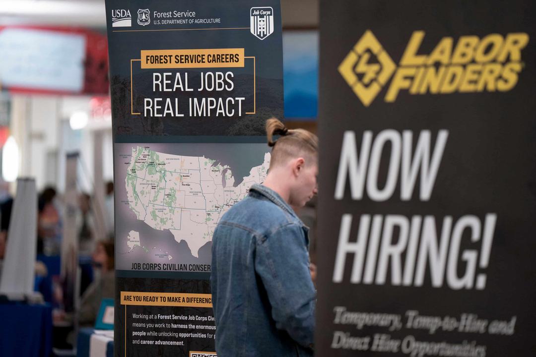 US Jobs Report Exceeds Expectations, Unemployment Hits 4.1%