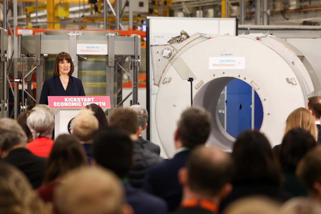 UK: Reeves Announces Growth Plan Including Heathrow Expansion
