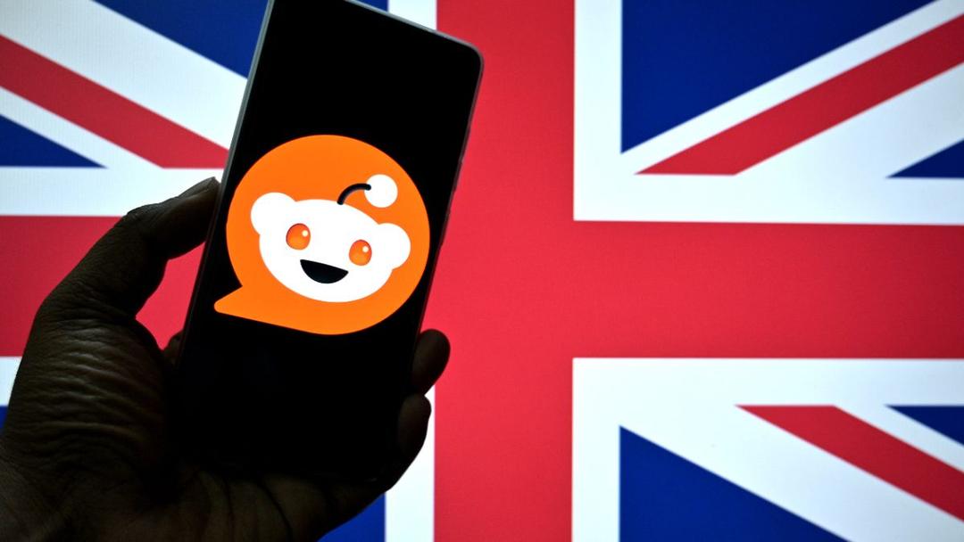 UK: Government Joins Reddit as Social Media Strategy Shifts