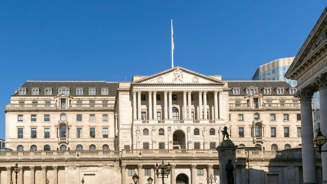 Bank of England Holds Rates at 4.25%