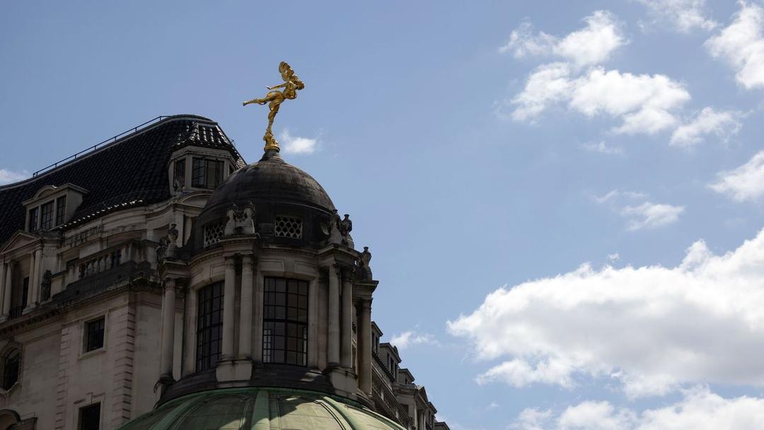 UK Watchdog Warns of 'Vulnerable' Public Finances