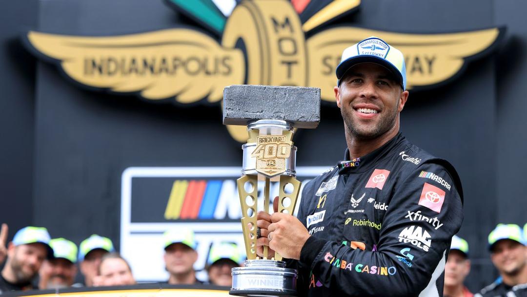 Wallace Wins Historic Brickyard 400 Title