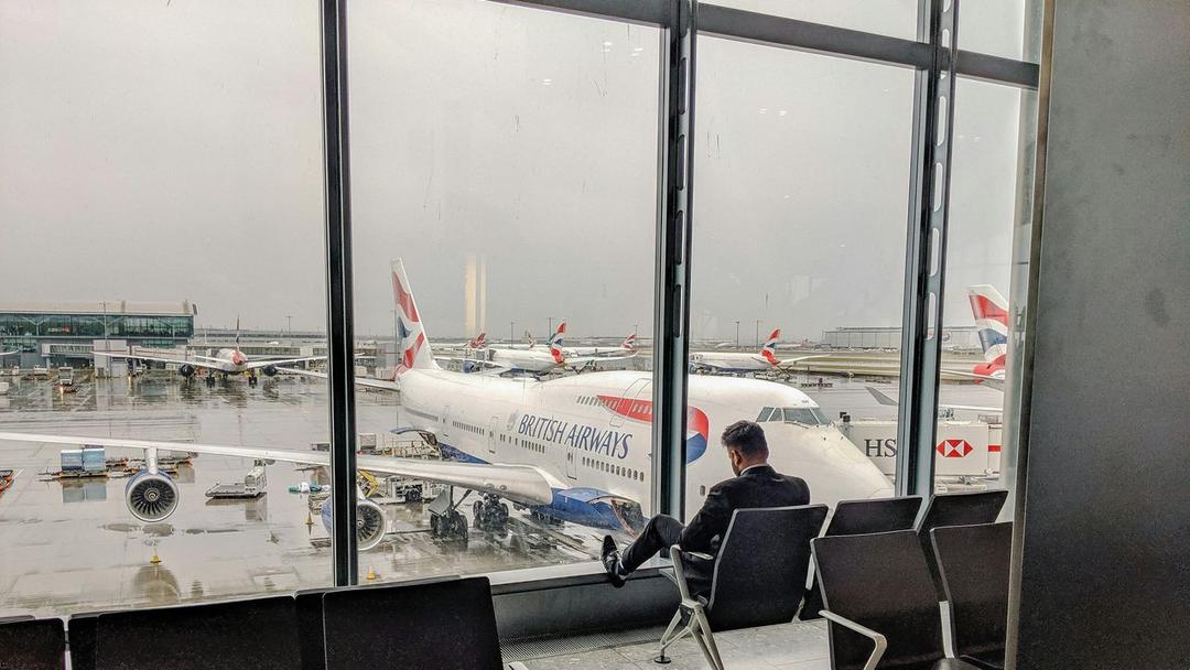 Power Outage Shuts Down London's Heathrow Airport