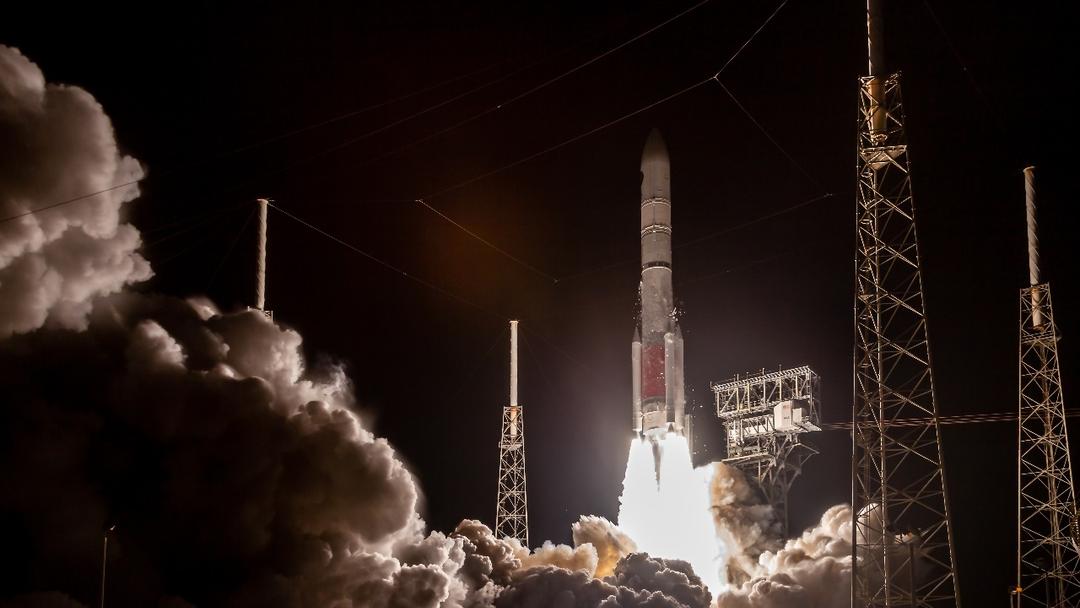 Trump Signs Order to Streamline Space Launch Regulations