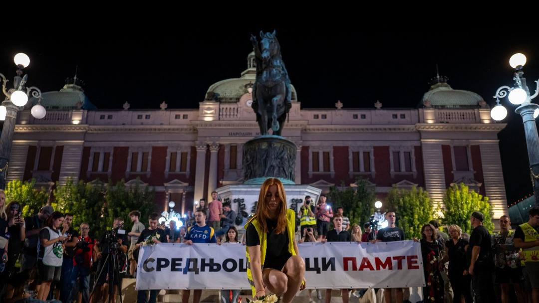 Thousands March in Serbia to Honor Station Collapse Victims, Demand Accountability