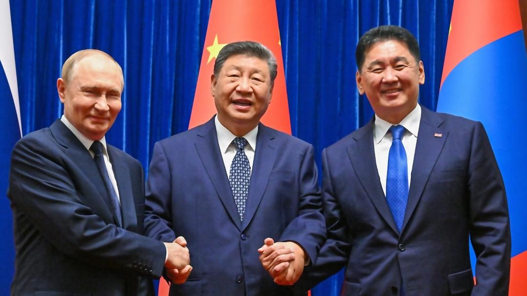 Russia, China Ink Gas Pipeline Deal