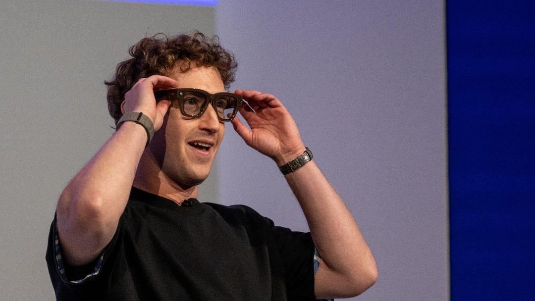 Meta Launches AI-Powered Smart Glasses with Display