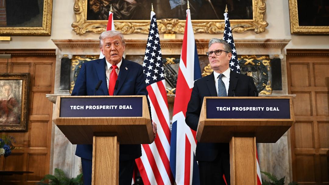 Trump Visits Chequers on Second Day of UK State Visit