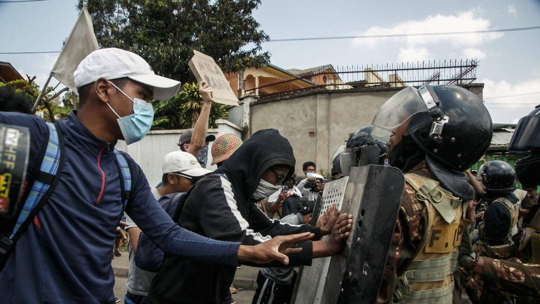 Madagascar President Dissolves Government After Deadly Protests