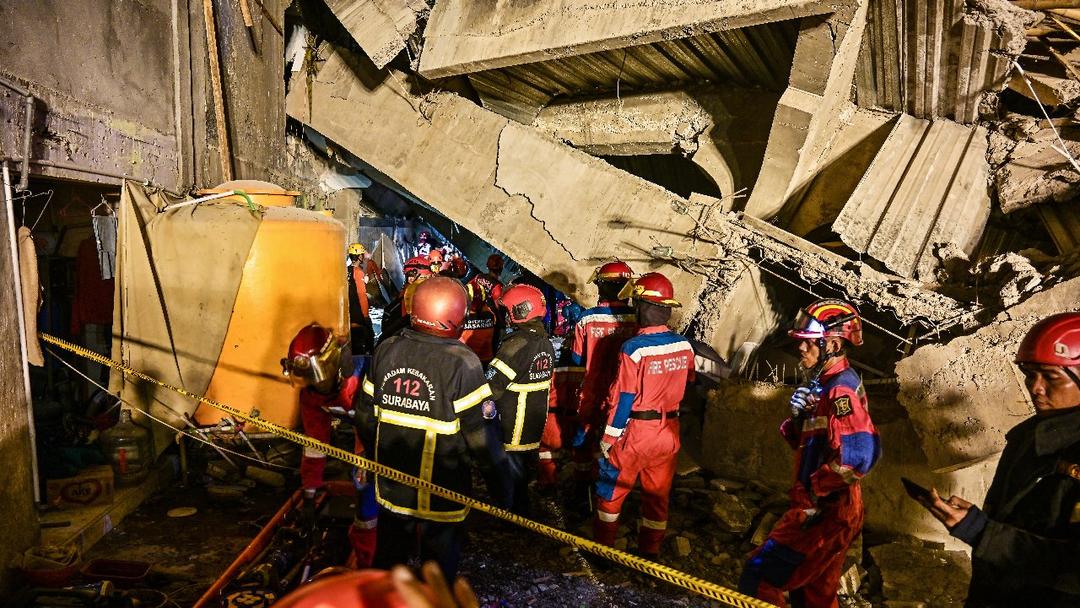 Deadly School Building Collapse in Indonesia Traps Dozens