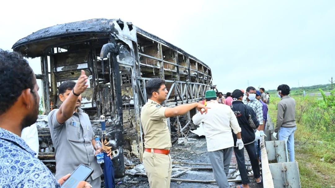 India: 25 Dead After Bus Catches Fire After Crash