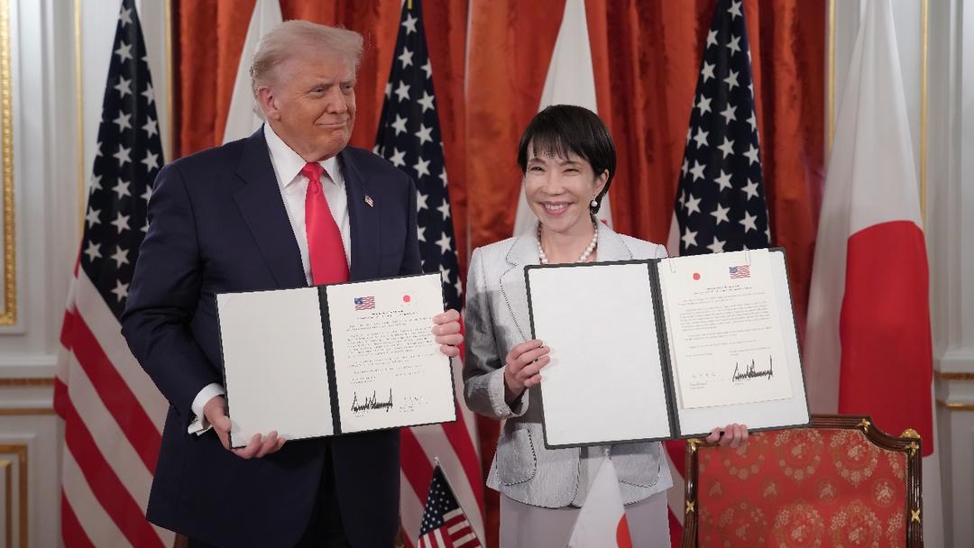 Trump, Takaichi Ink Pact to Secure Rare Earth Supplies