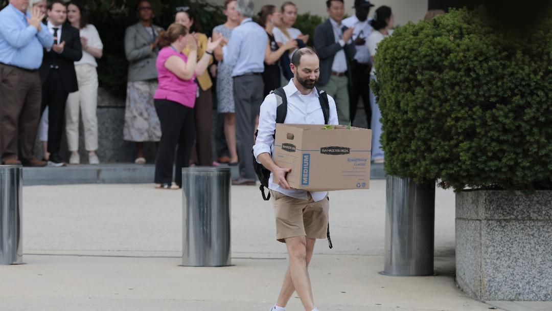 US Job Cuts Surge 175% in October, Highest Since 2003