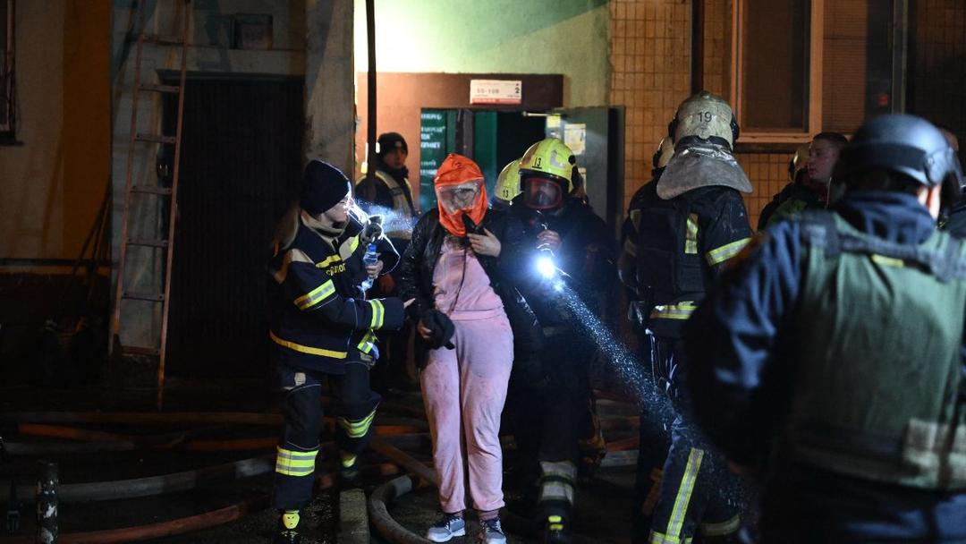 Russian Attacks on Ukraine Kill At Least 6 in Kyiv