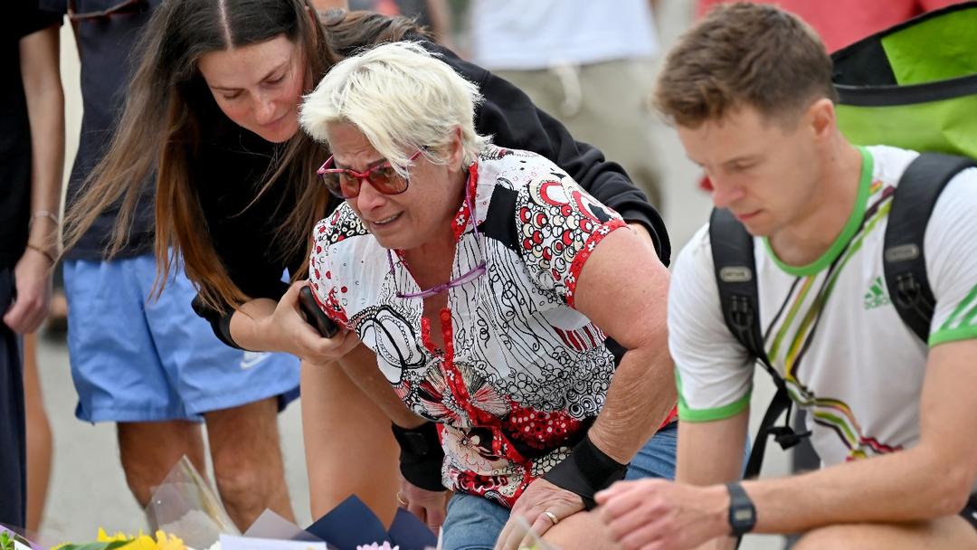 Australia Mulls Tougher Gun-Control as Bondi Terror Attack Toll Hits 16