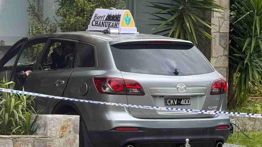 Rabbi's Hanukkah-Decorated Car Firebombed in Melbourne