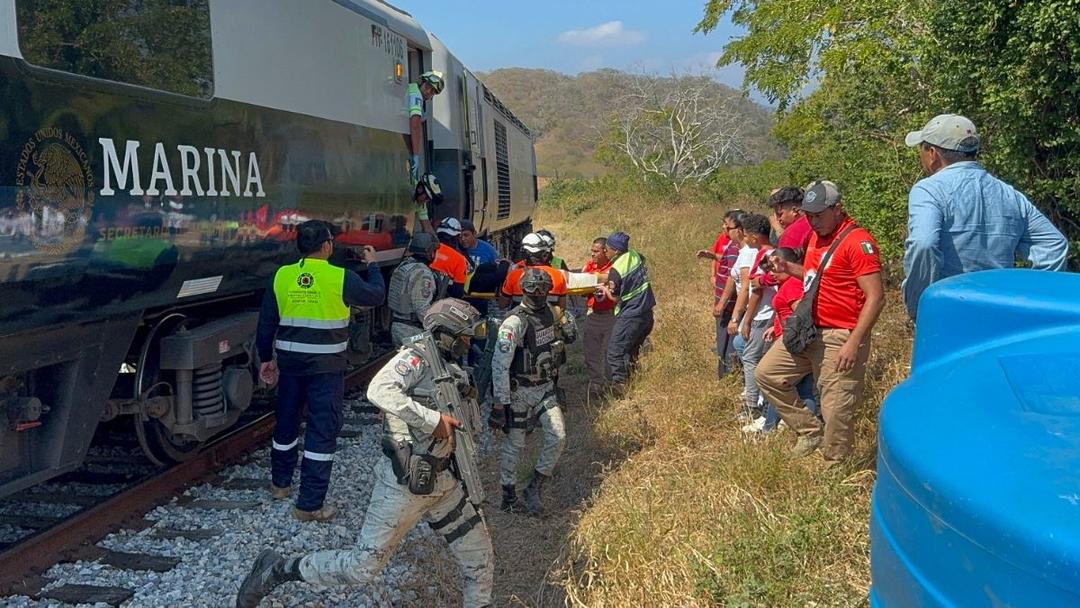 Mexico Train Derailment Kills 13, Injures 98 in Oaxaca