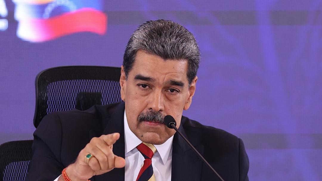 Maduro Open to U.S. Talks Amid Drug Trafficking Strikes