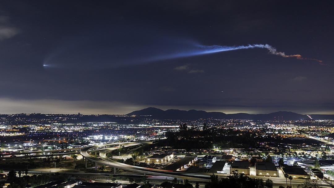 FCC Approves 7,500 More Starlink Satellites for SpaceX
