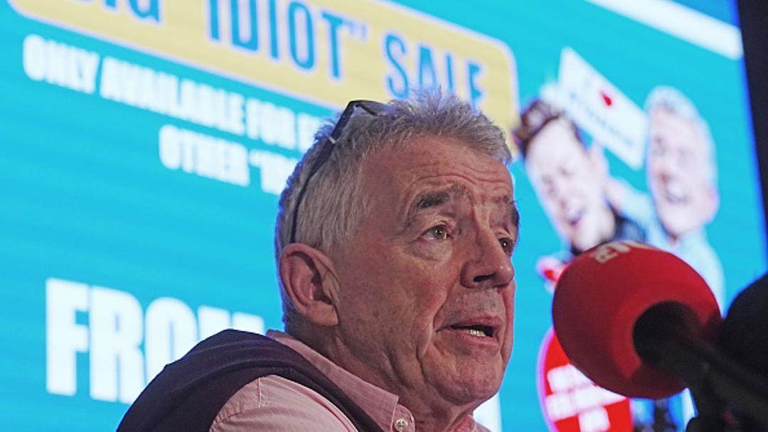 Musk Polls Followers on Buying Ryanair After CEO Feud