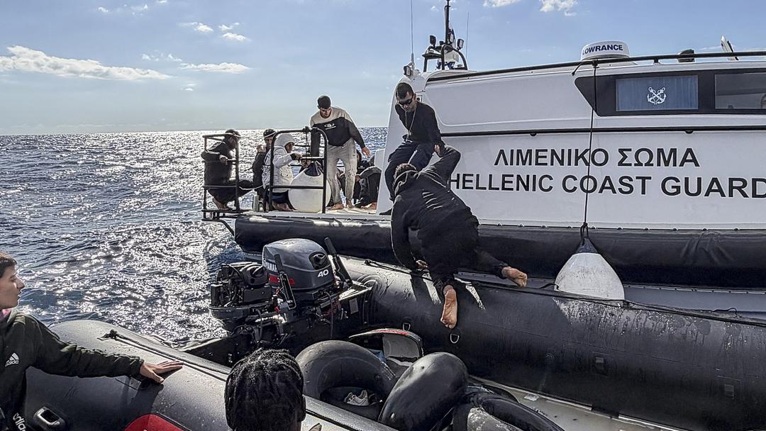 15 Migrants Dead After Boat Collision Off Greek Island