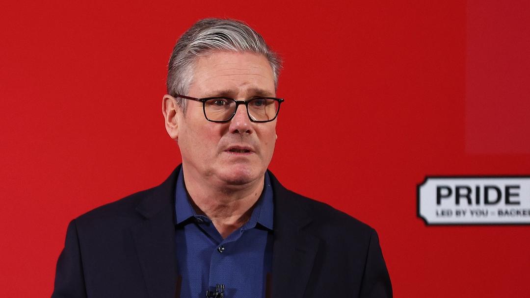 UK: Starmer Apologies for Mandelson Appointment Amid Epstein Pressure