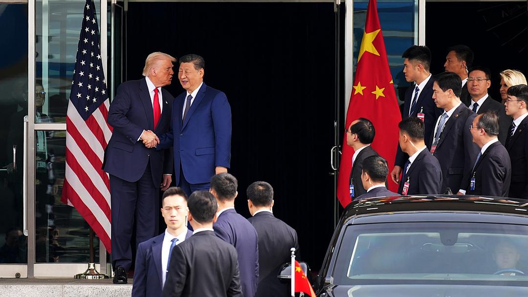 Xi and Trump Discuss Taiwan, Trade in Phone Call