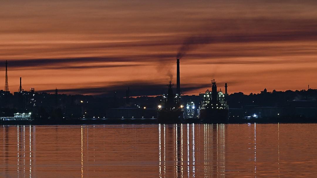 Russia to Supply Oil to Cuba as 'Humanitarian Aid'
