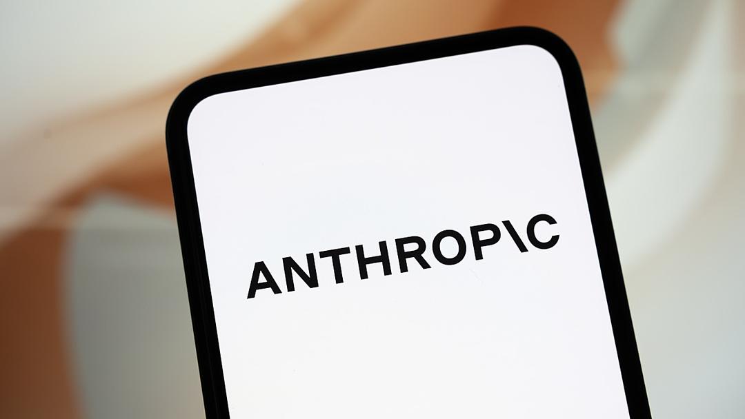Anthropic Accuses Chinese AI Labs of Theft