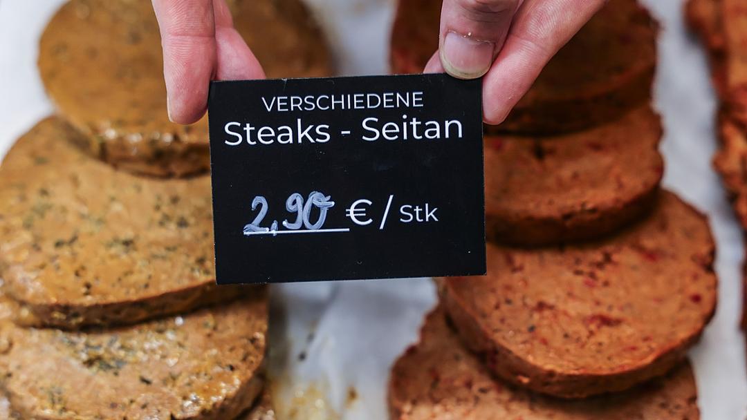 EU Bans 31 Meat Terms for Plant-Based, Lab-Grown Products