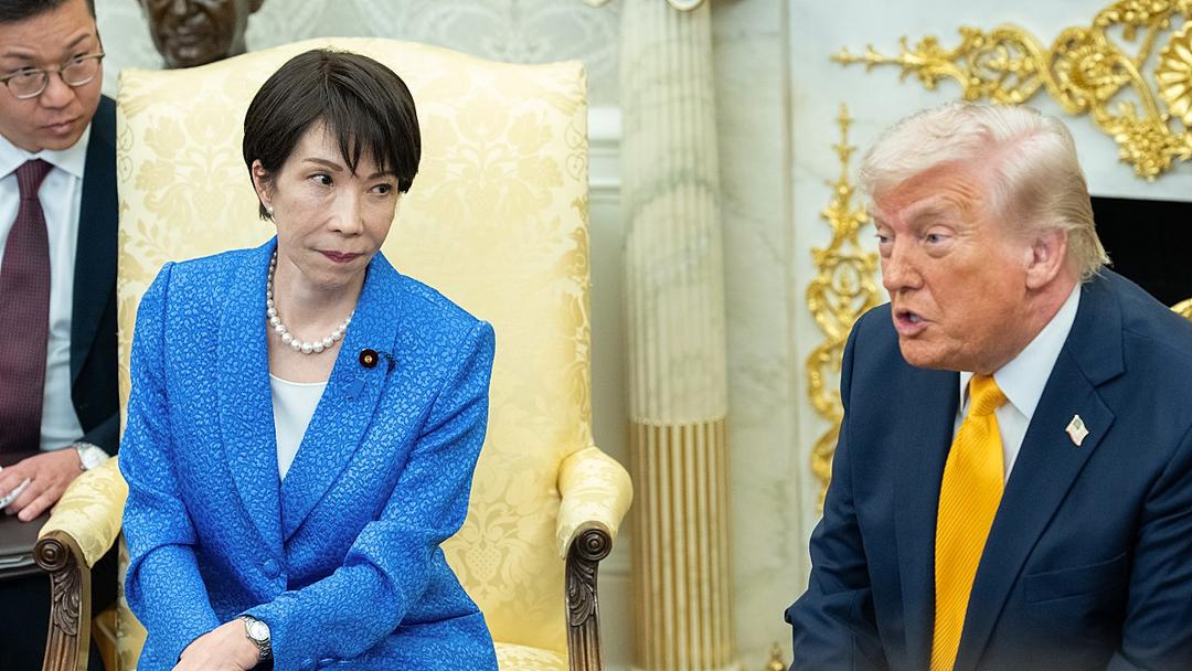Trump, Japanese Prime Minister Meet on Iran, Hormuz, Nuclear Deal