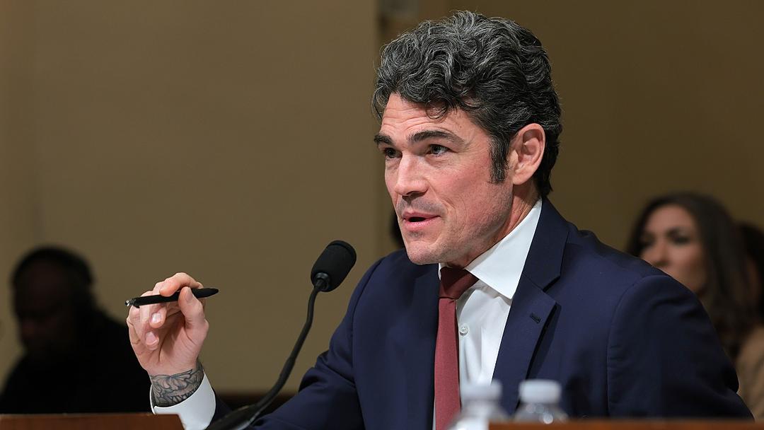 Report: FBI Investigates Intelligence Chief Who Quit Over Iran War
