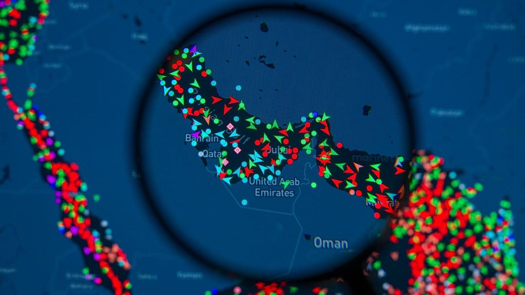Iran Threatens to Completely Shut the Strait of Hormuz