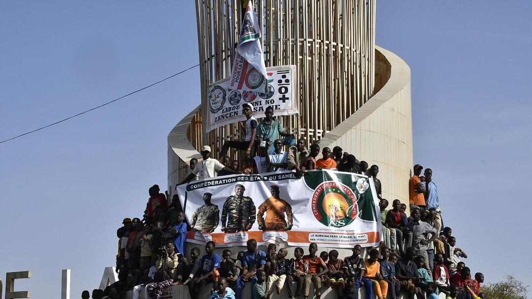 Germany Pulls Staff From Niger Amid Security Crisis