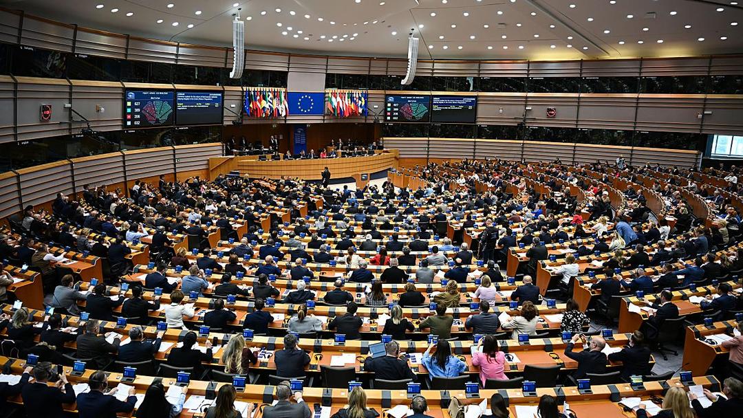 European Parliament Advances Conditional US-EU Trade Deal