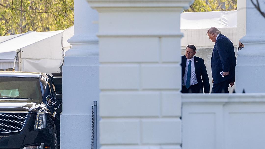 Trump Attends SCOTUS Birthright Citizenship Arguments