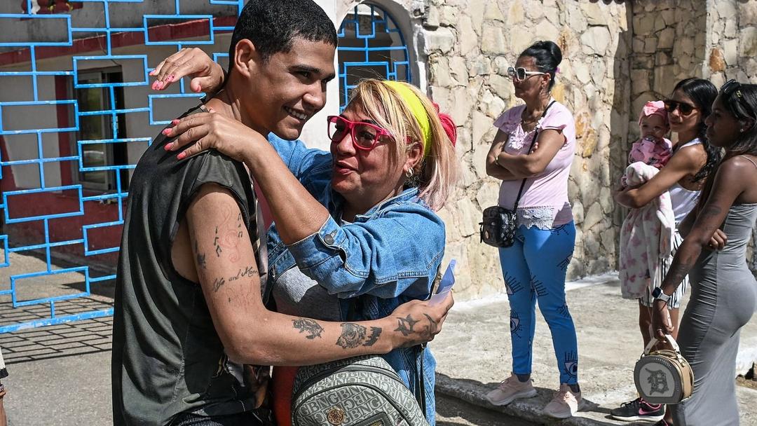 Cuba Frees 2,010 Prisoners for Holy Week