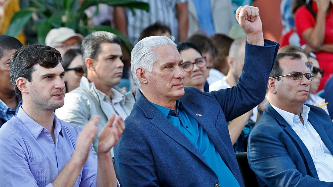 Cuba's President Asserts No Intent to Resign