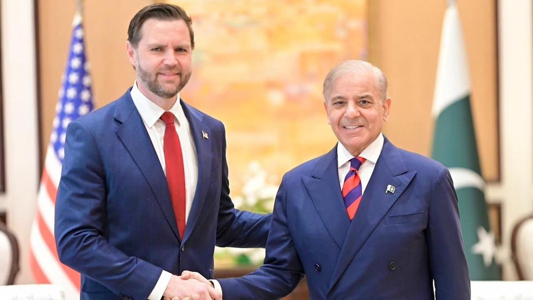 US-Iran Hold Highest-Level Talks Since 1979