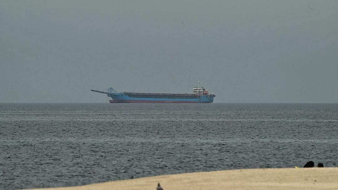 US Navy Begins Iranian Port Blockade