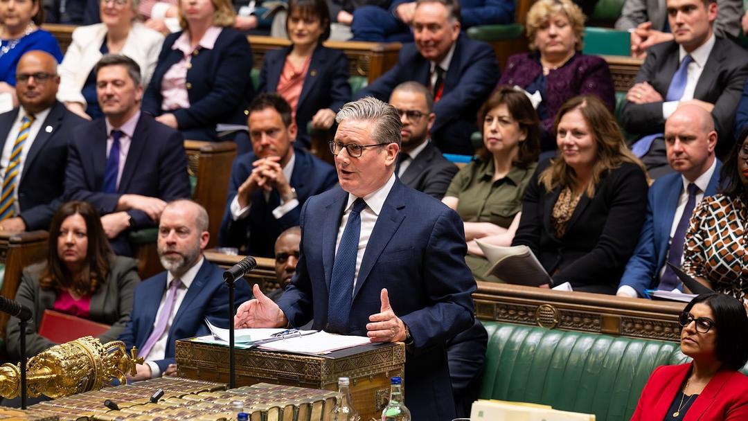 UK: Starmer Apologizes, Denies Misleading Parliament Over Mandelson Vetting