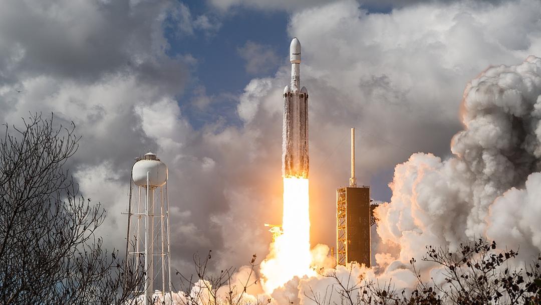 SpaceX Files for IPO, Targets $75B Nasdaq Listing