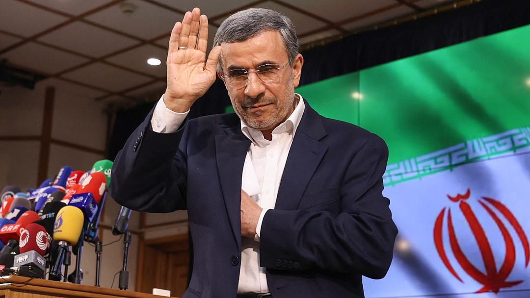 Report: US, Israel Planned Ahmadinejad as Iran's New Leader