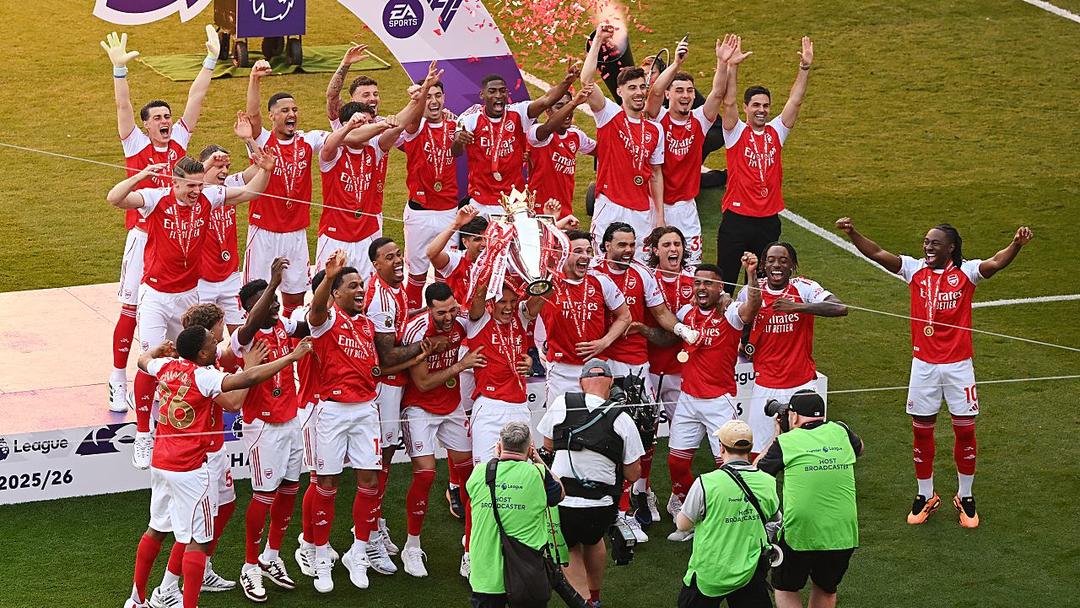 Arsenal Win Premier League Title After 22 Years